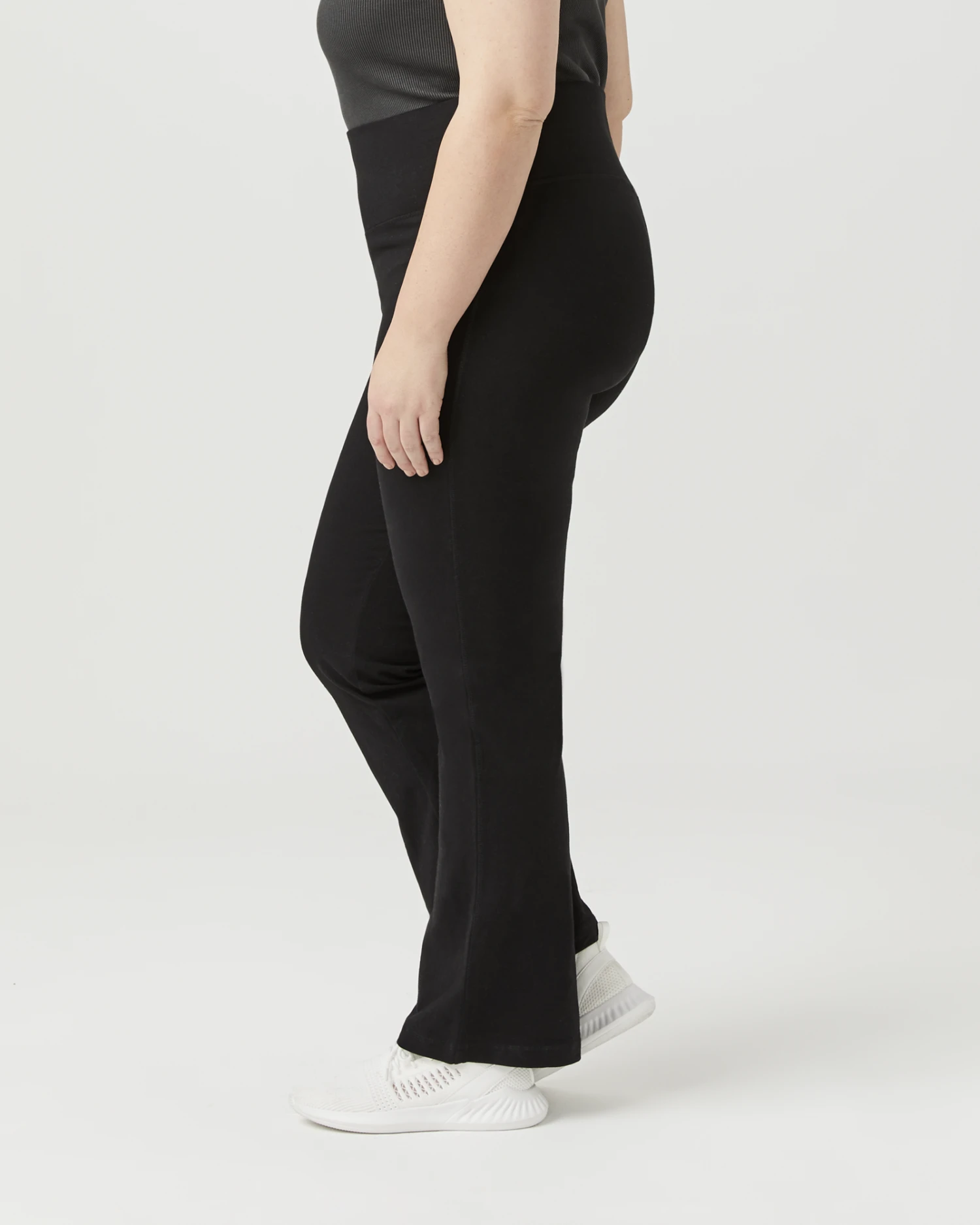 Marika Quincey Yoga Pant | Black 4 Marika Quincey Yoga Pant | Black - Image 2