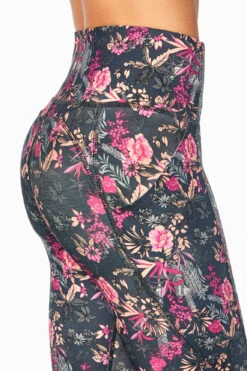 Marika Carson Side Pocket Mid Calf Capri -Marika MLC1124A Q4A.80257