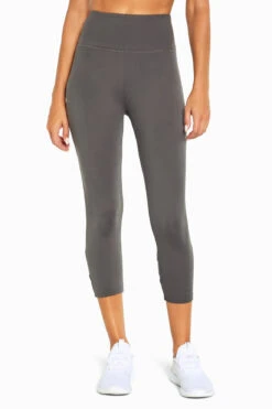 Marika June Mid Calf Capri 34 Marika June Mid Calf Capri -Marika MLC1207A U05.17512