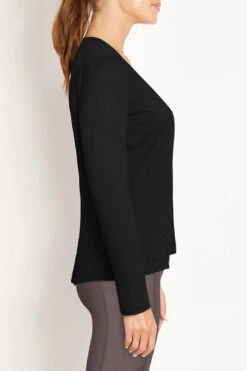 Marika Susan Long Sleeve Top 19 Marika Susan Long Sleeve Top -Marika MLT7087A 001 02 CROPPED