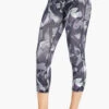 Marika Sport Line Geo Printed Capri Legging - Viola -Marika YLC1022S 9K1 1203 LoRes RT 1