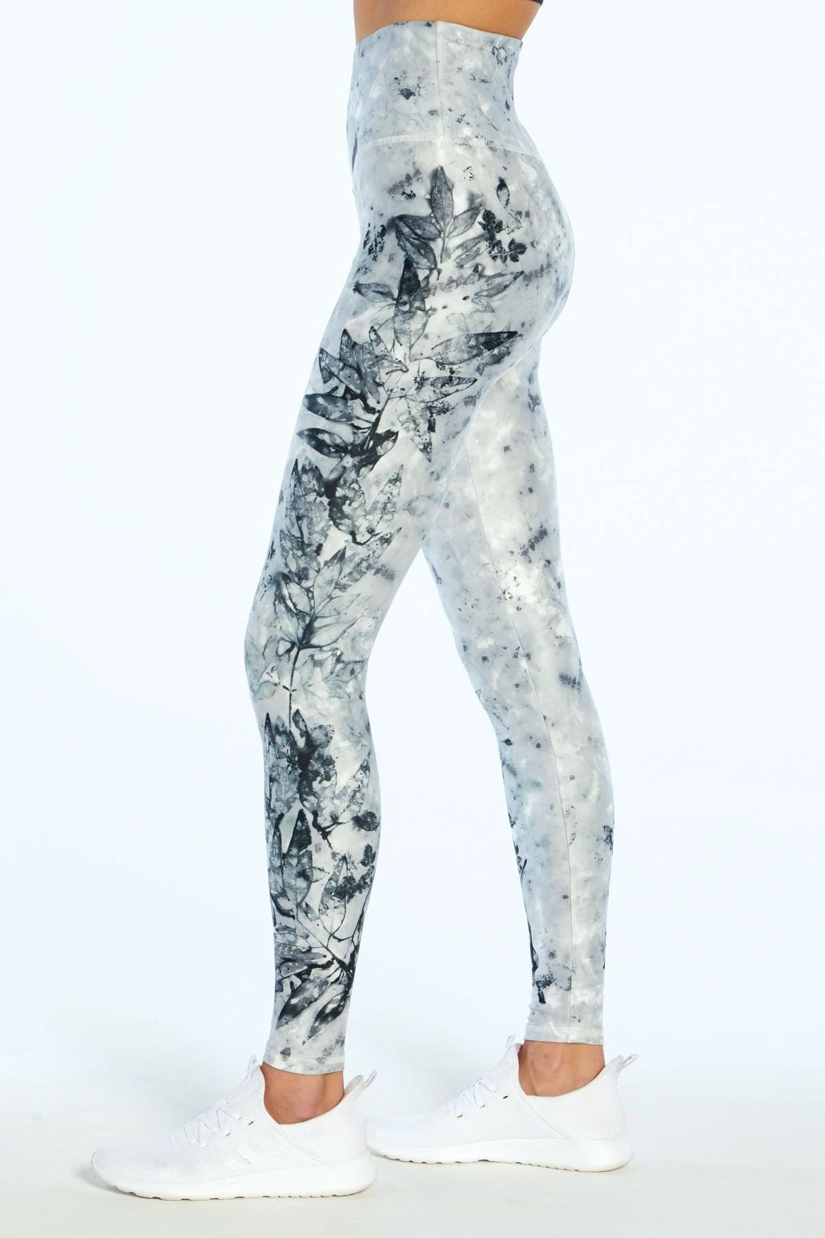 Marika Enchant Printed Legging 10 Marika Enchant Printed Legging - Image 8